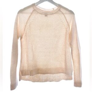 Forever 21 baby pink light crewneck sweater